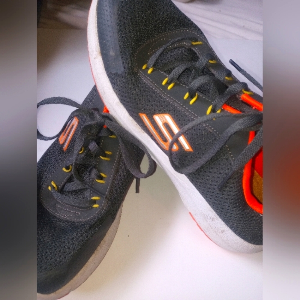 Skeches shoes